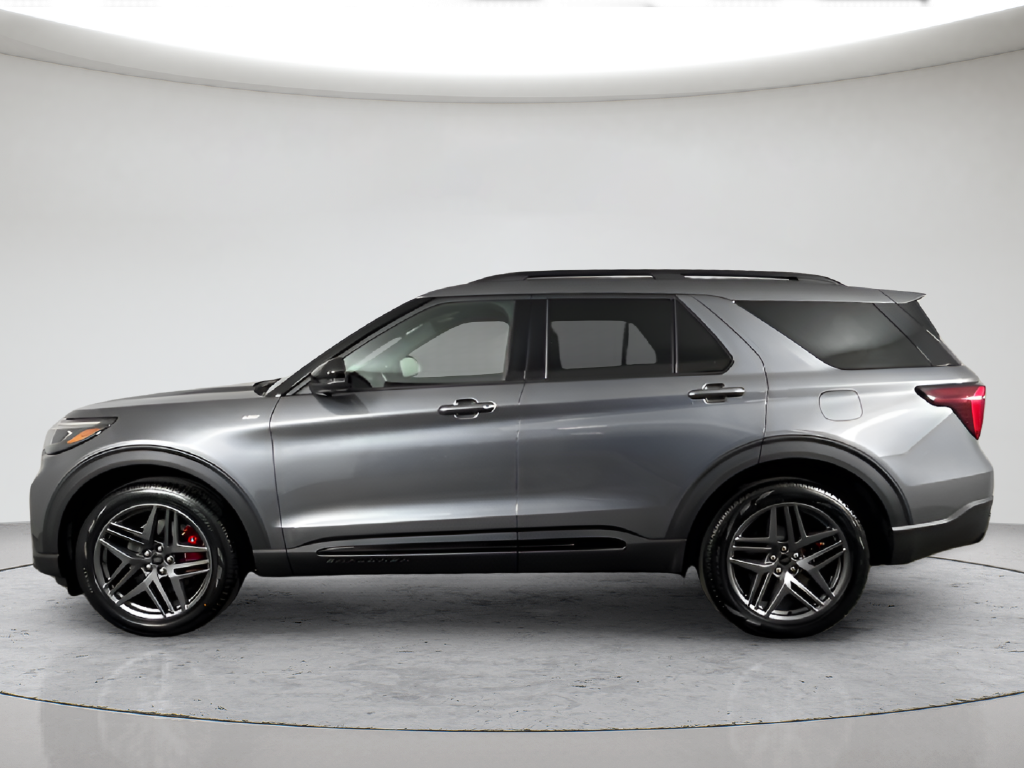 New 2026 Carbonized Gray Metallic Ford ST-Line image 8