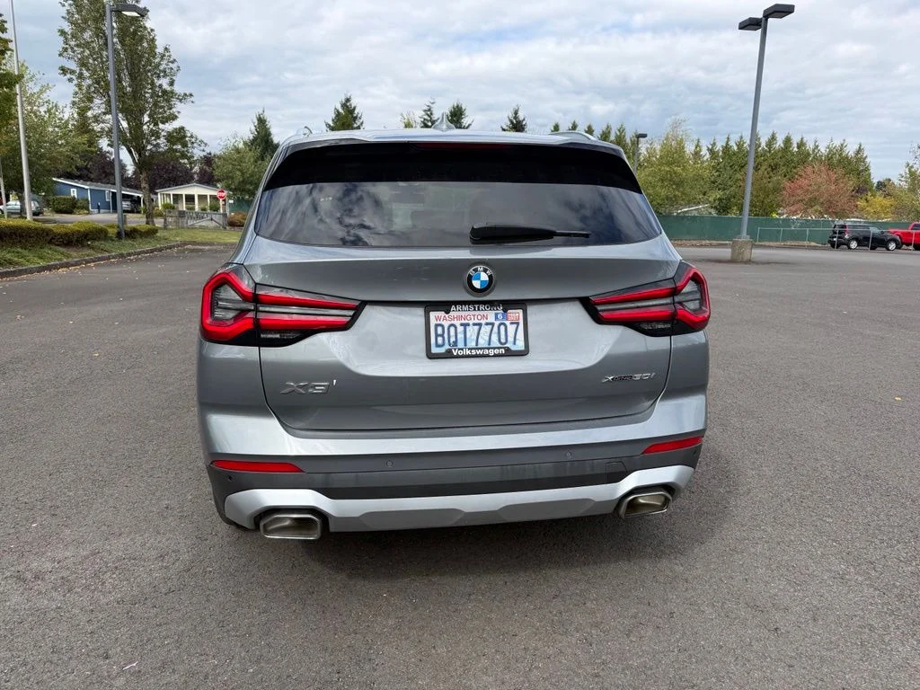 Used 2023 Skyscraper Gray Metallic BMW xDrive30i image 6