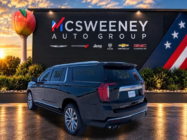Used 2022 Black GMC Denali image 3