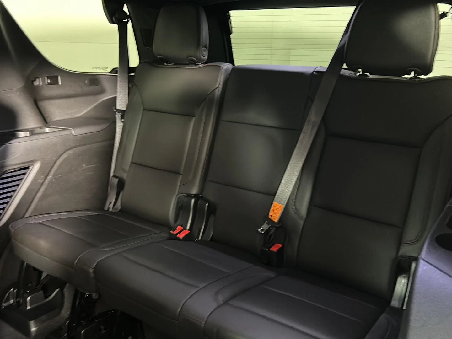 Used 2023 Dark Ash Metallic Chevrolet High Country image 17