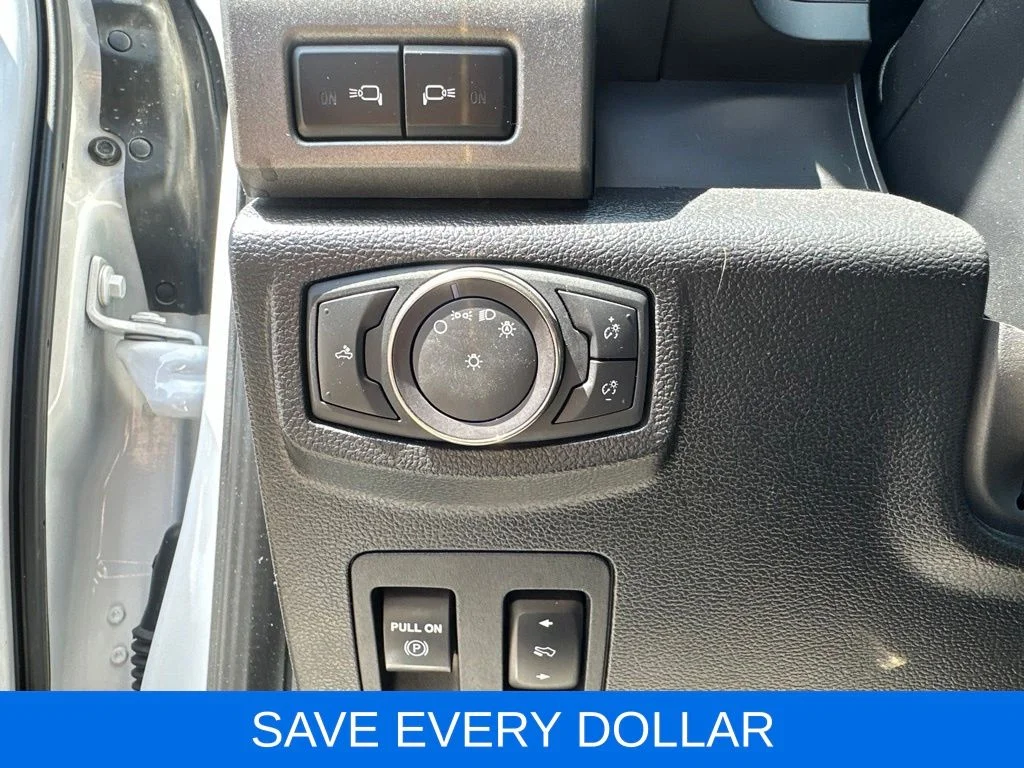 Used 2024 Brown Ford XLT image 12