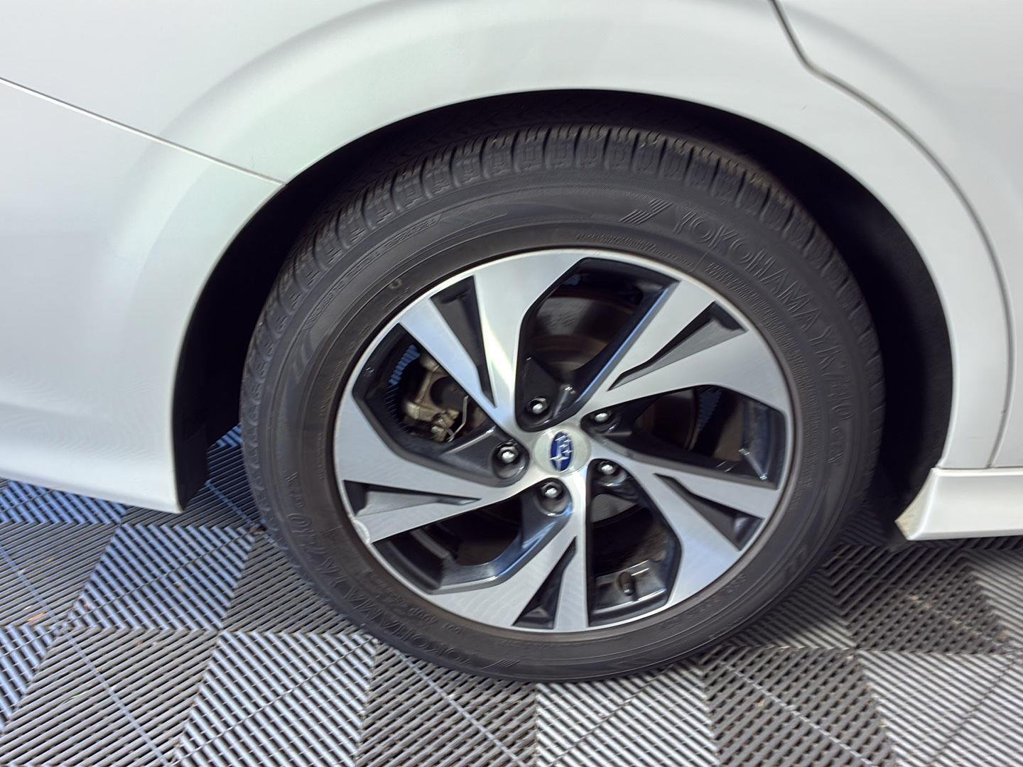 Used 2020 Crystal White Pearl Subaru Premium image 13
