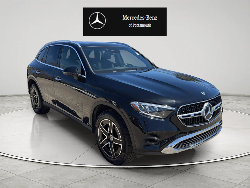 Certified Used 2026 Black Mercedes-Benz GLC 300 image 7