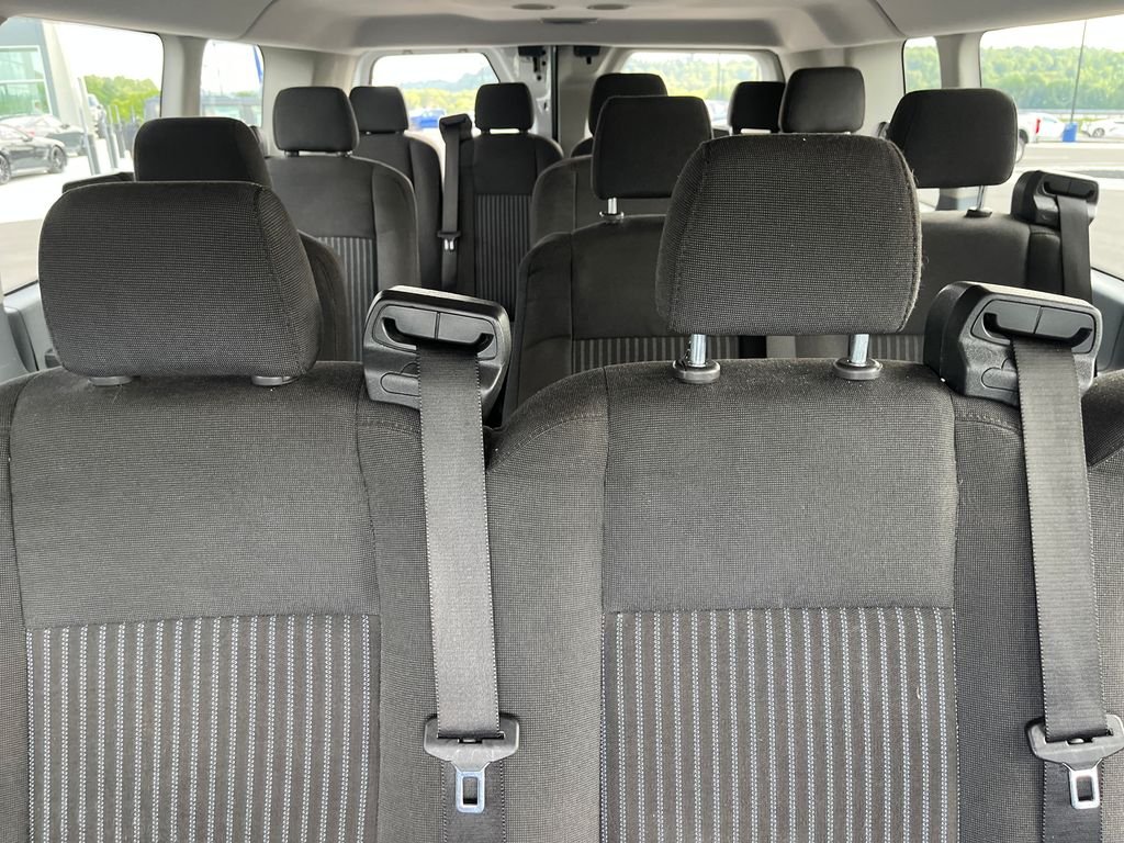 Used 2016 White Ford XL image 21
