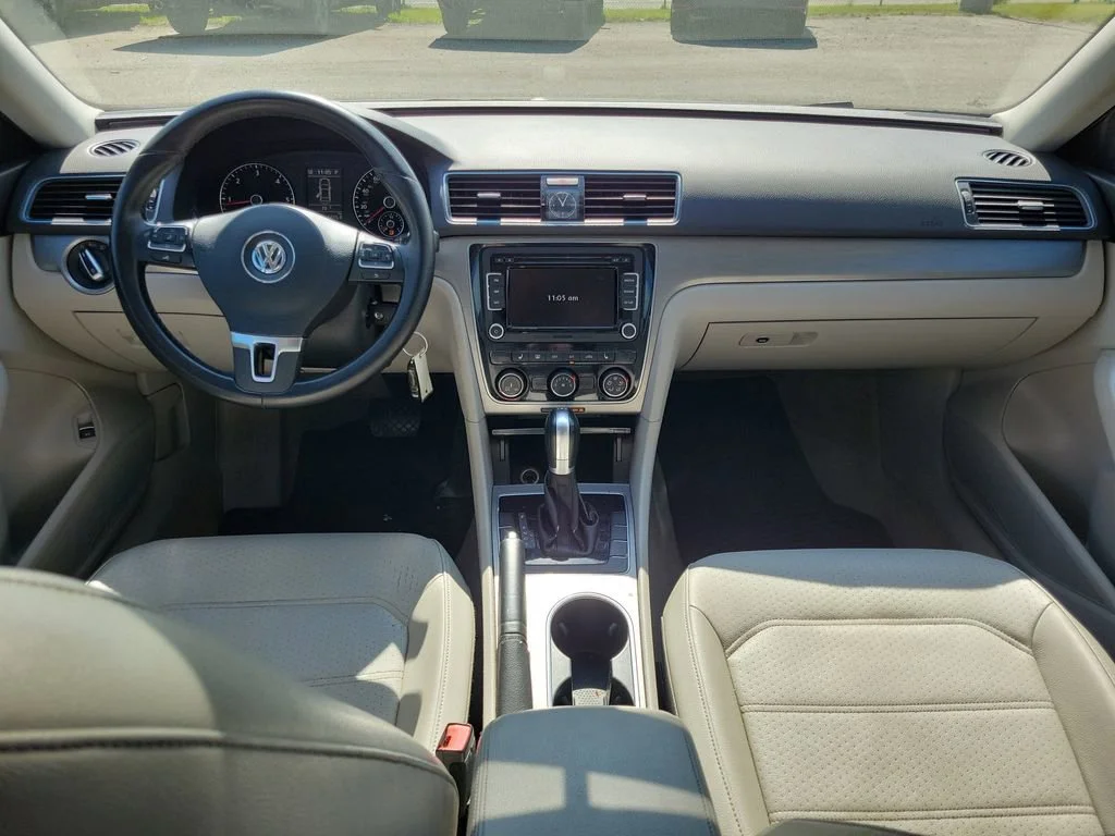 Used 2014 Gray Volkswagen 2.0L TDI SE image 10