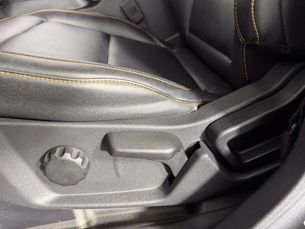 Used 2024 Gray Ford Badlands image 25
