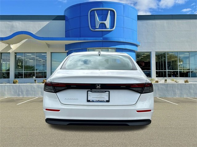 2025 Honda Accord 1.5T LX photo 3