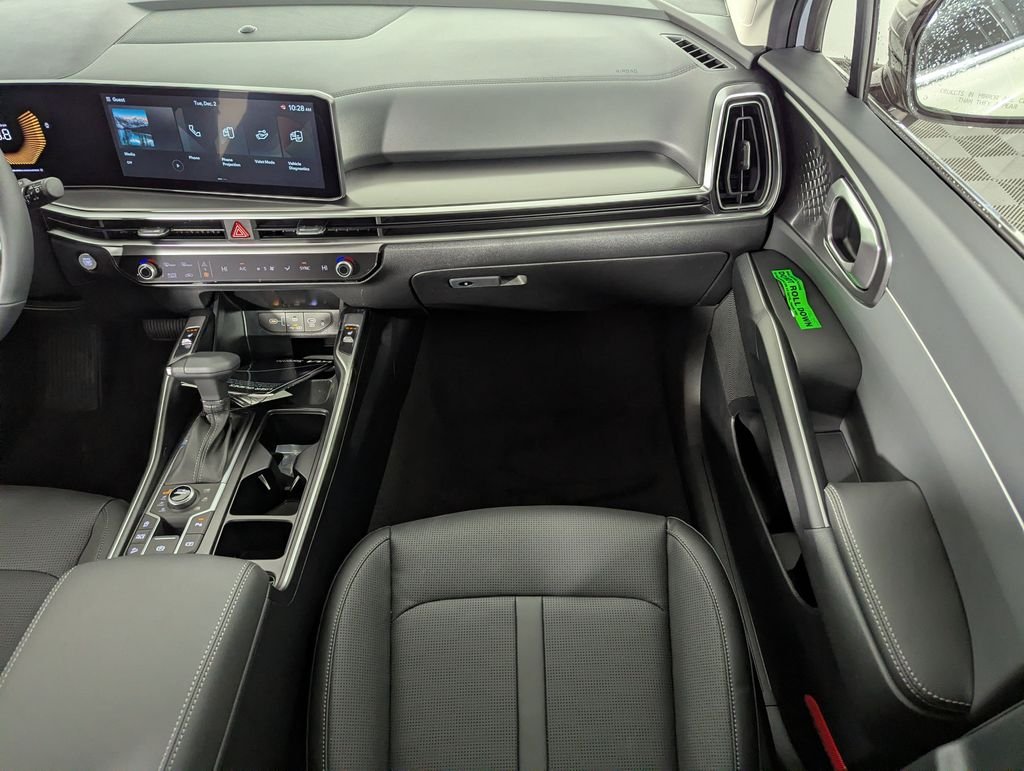 2026 Kia Sorento S - Photo 16