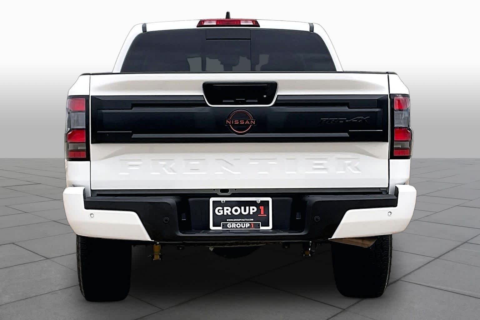 Used 2026 Glacier White Nissan PRO-4X image 5