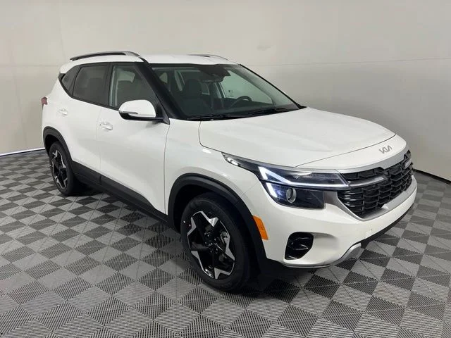 New 2026 White Kia S image 1