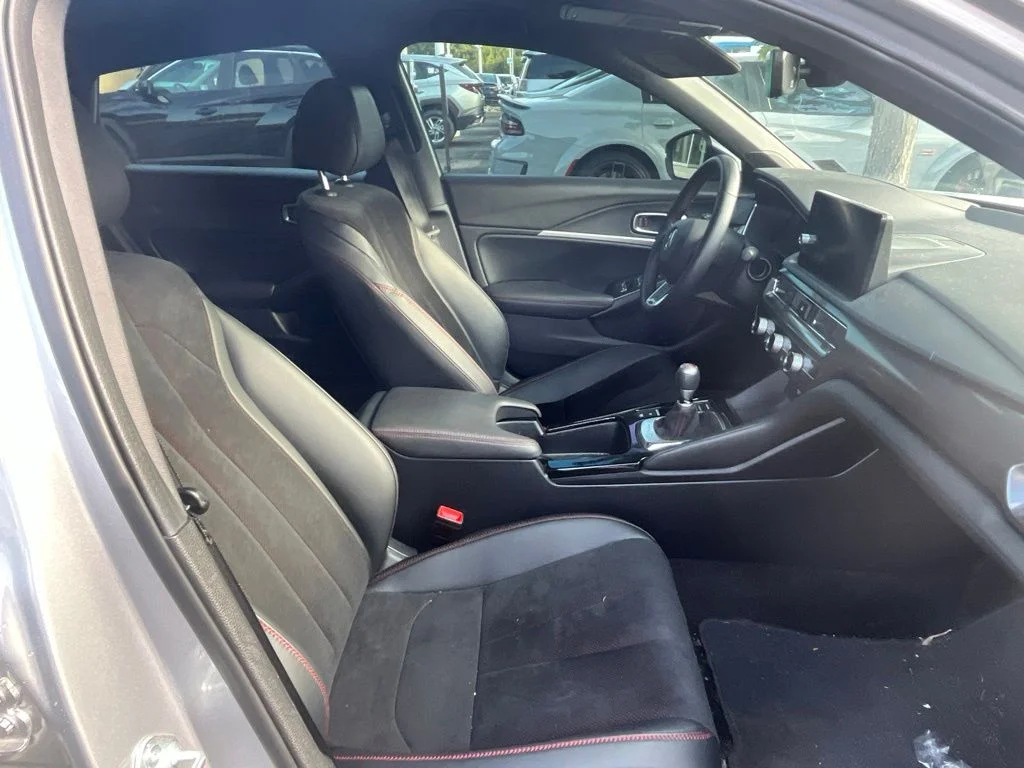 Used 2025  Acura Type S image 27