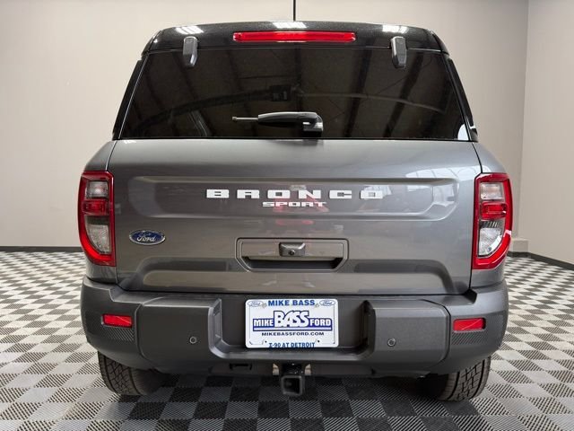 New 2025 Carbonized Gray Metallic Ford Badlands® image 9