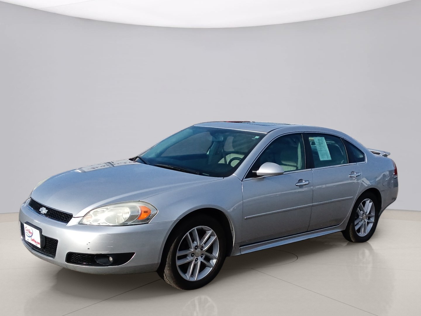 Used 2013 Silver Chevrolet LTZ image 3