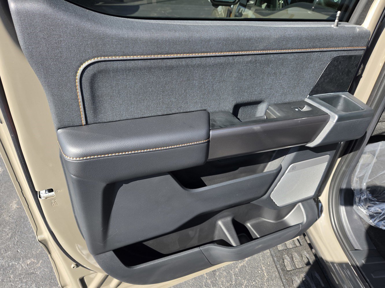 New 2026 Marsh Gray Ford Tremor image 25