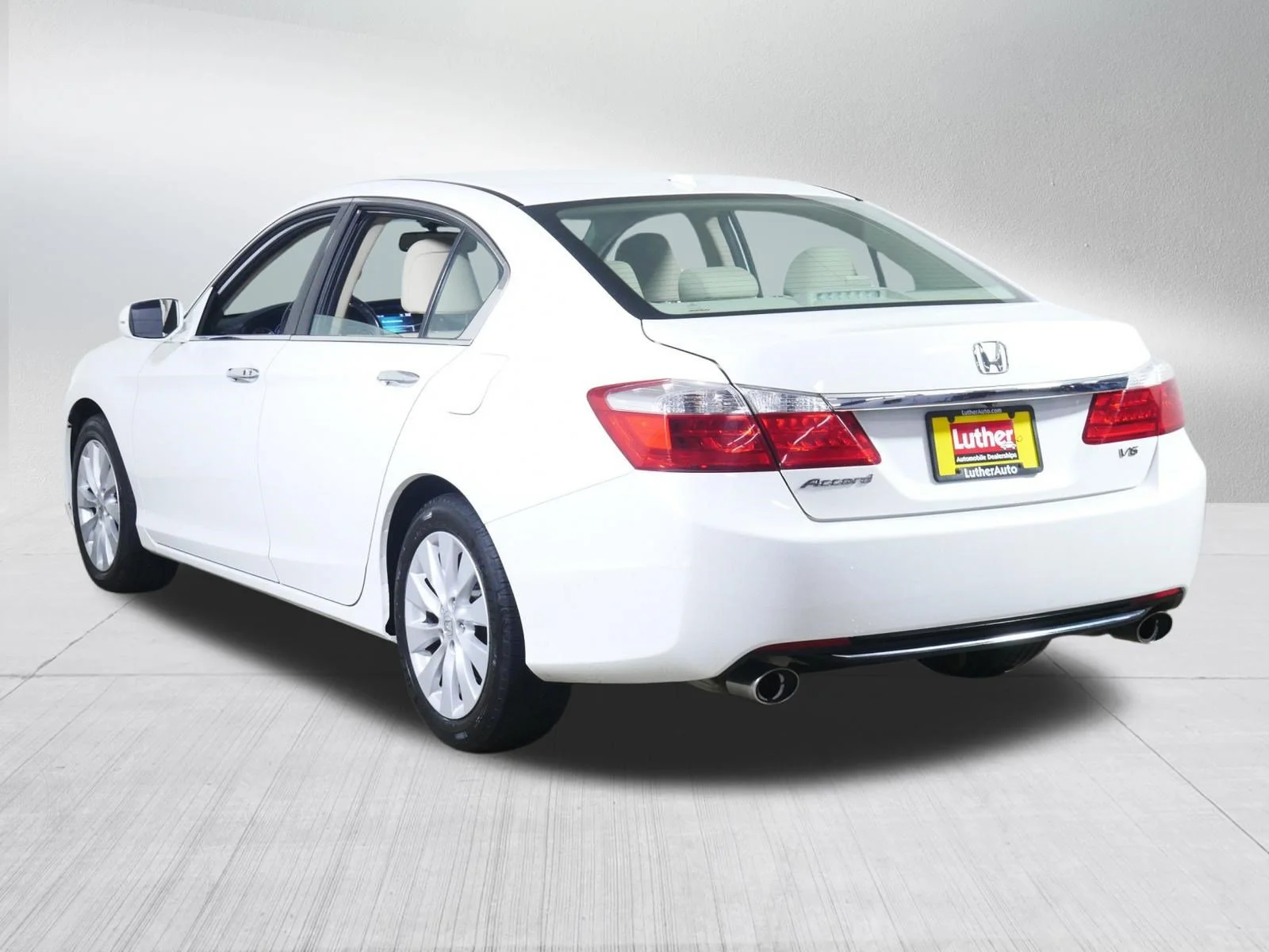 Used 2014 White Orchid Pearl Honda EX-L image 5