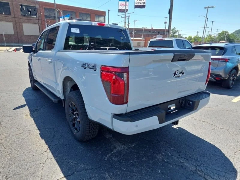 New 2026 White Ford XLT image 5