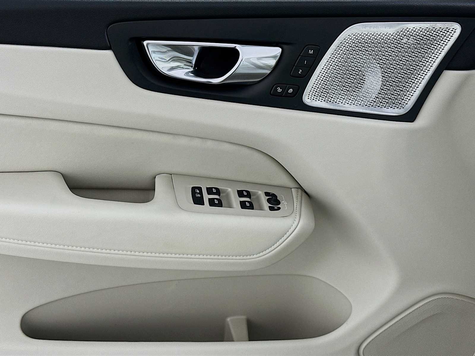 New 2026 Crystal White Volvo Ultra image 16