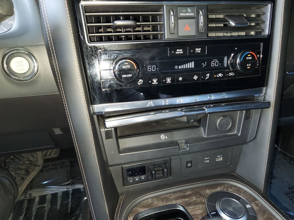 Used 2022 Red Nissan Platinum image 21