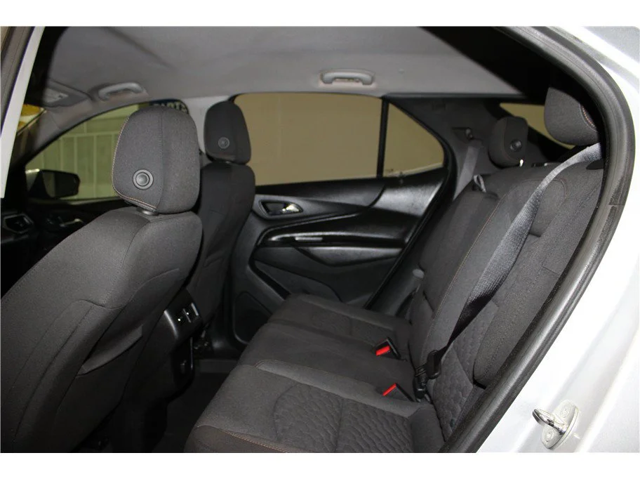 Used 2018 Silver Ice Metallic Chevrolet LT image 11