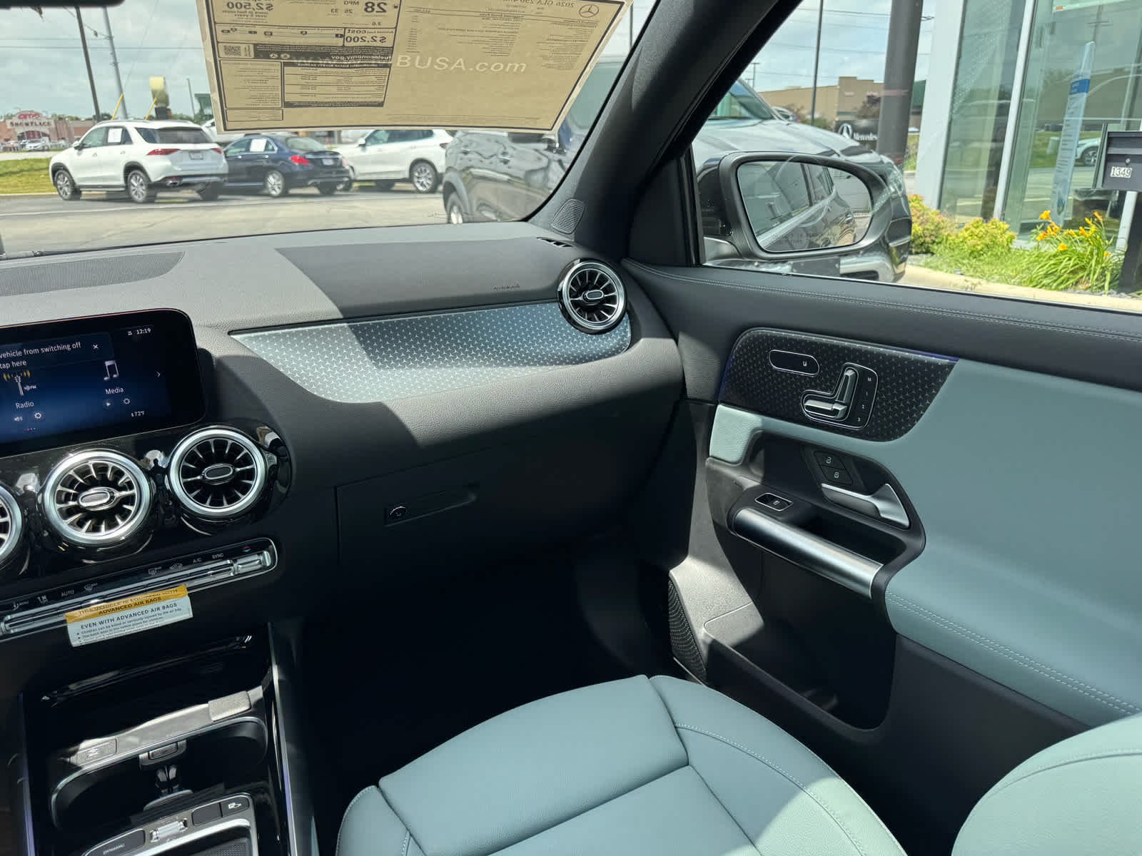 New 2026 Night Black Mercedes-Benz GLA 250 image 38