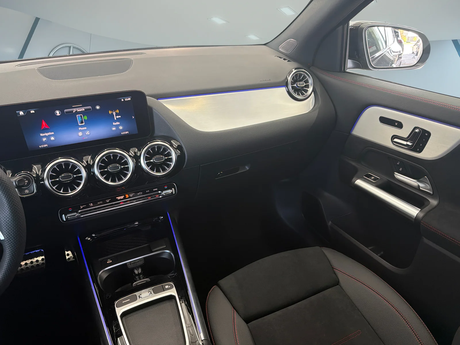 New 2026 Grey Mercedes-Benz GLA 250 4MATIC SUV image 26