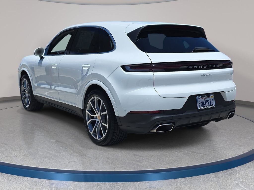 Used 2024 White Porsche Base image 8