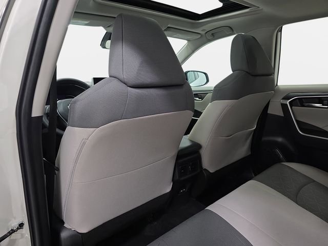 Used 2024 White Toyota XLE image 10