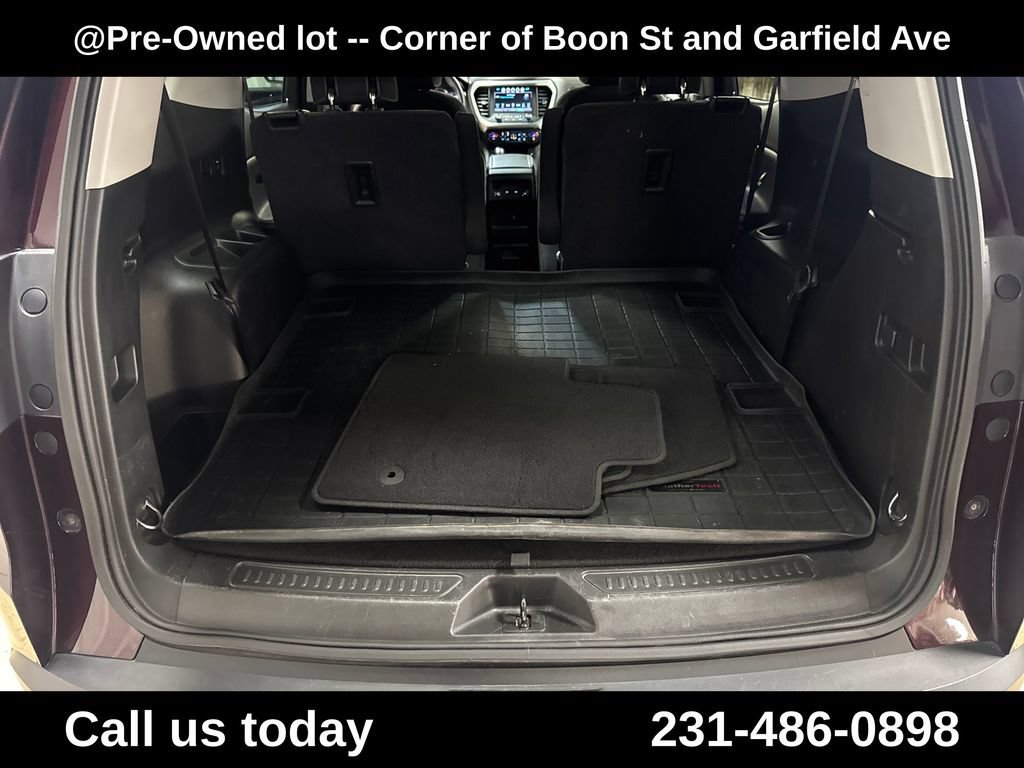 Used 2017 BLACK CHERRY METALLIC GMC SLE image 28