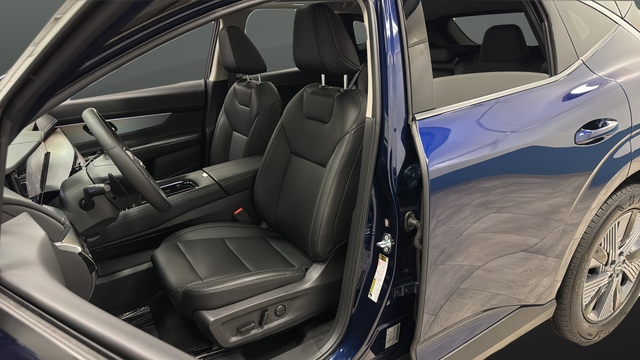 Used 2025 Deep Ocean Blue Pearl/Super Black Nissan SL image 9