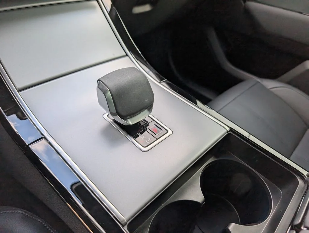 Certified Used 2025 White Land Rover S image 19