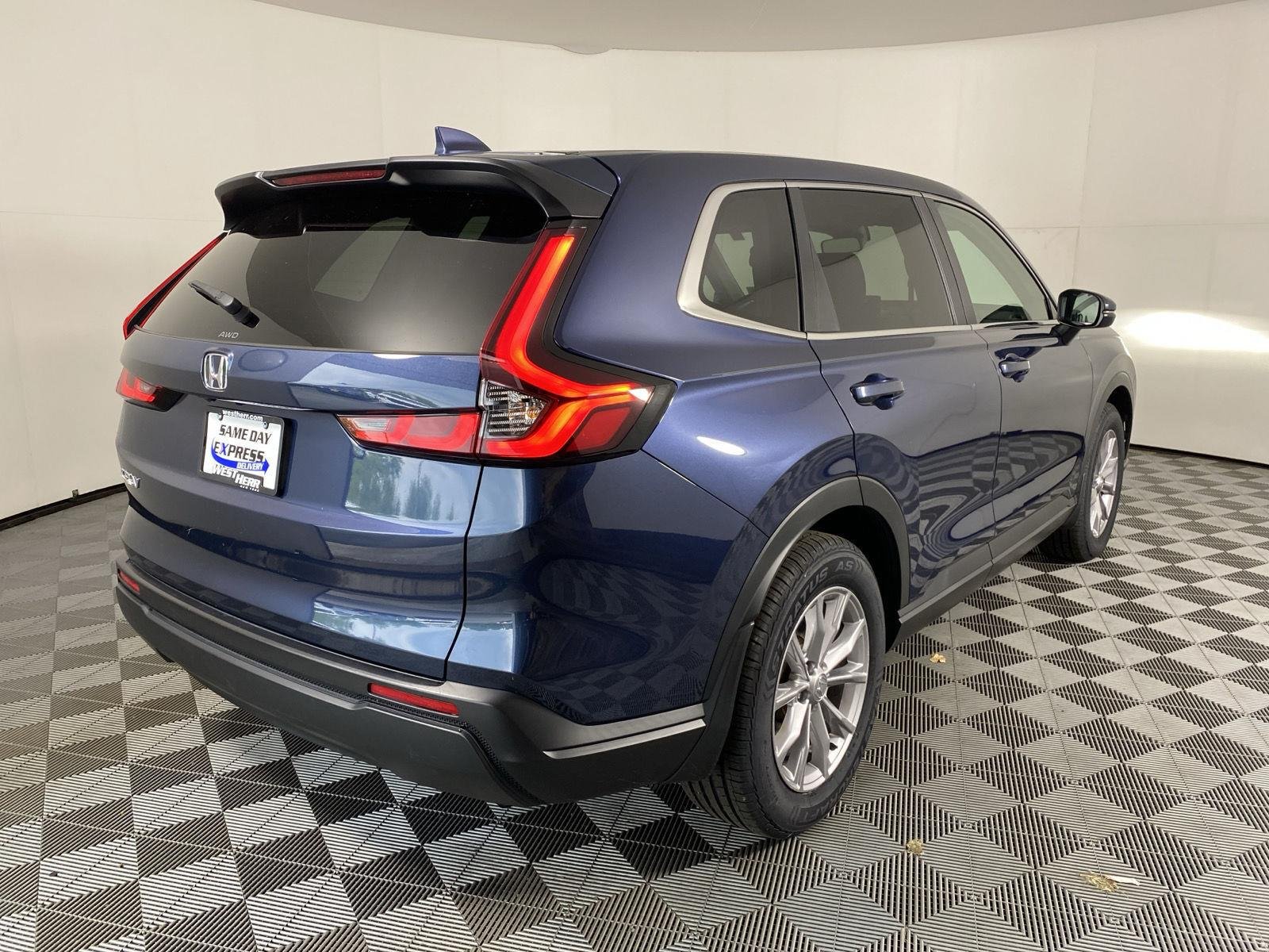 Used 2024 Canyon River Blue Metallic Honda EX image 8
