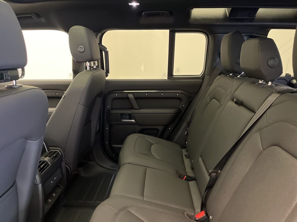 Used 2025 Carpathian Grey Prem Met Land Rover S image 23