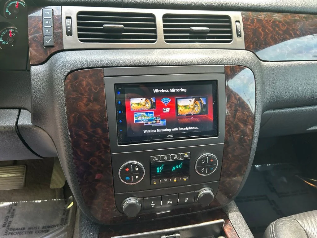 Used 2014 Black GMC Denali image 19