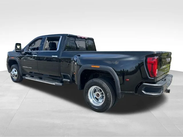 Used 2020 Black GMC Denali image 3