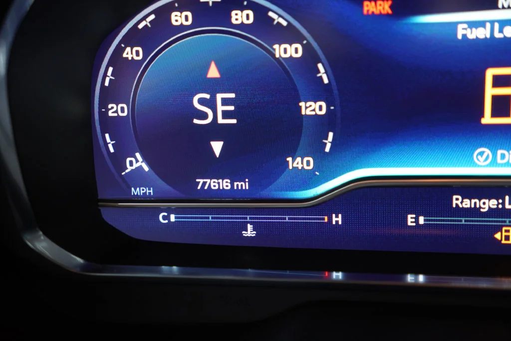 Used 2023 Summit White Chevrolet LT image 9