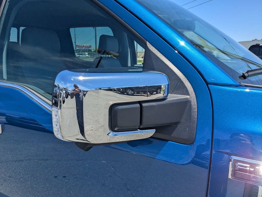 Used 2025 Blue Ford LARIAT image 12