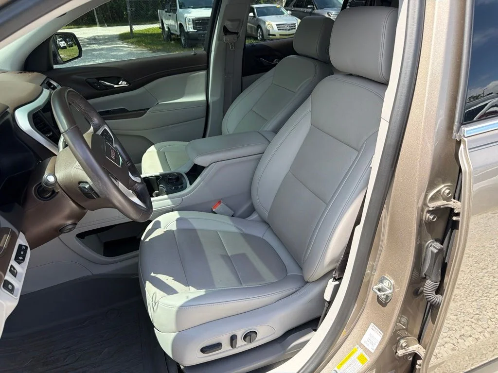 Used 2022 Gray GMC SLT image 15