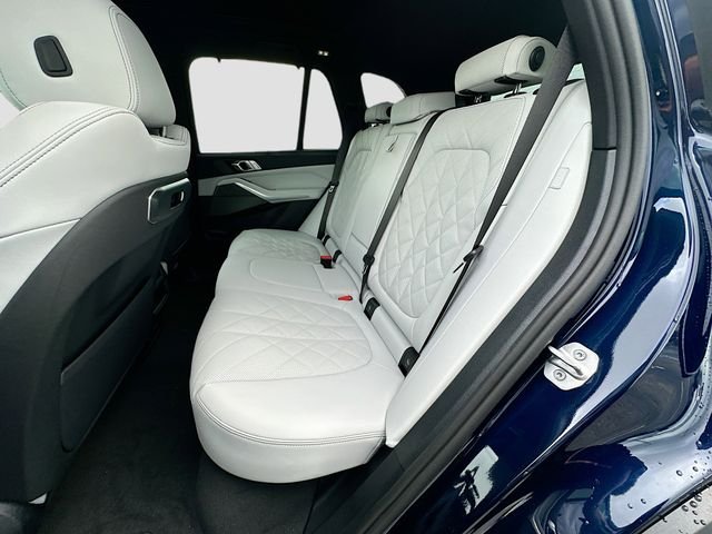 New 2026 Blue BMW sDrive40i image 19
