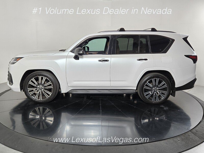 New 2026 Eminent White Pearl Lexus LUXURY image 7