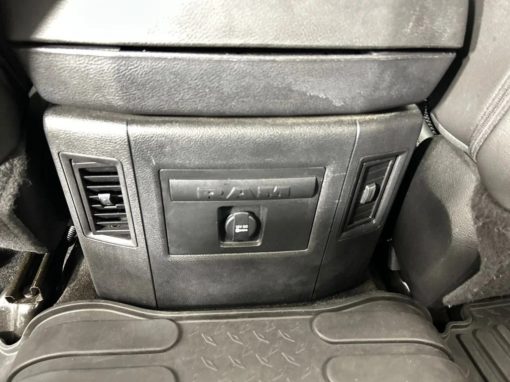 Used 2014 Silver Ram Sport image 20