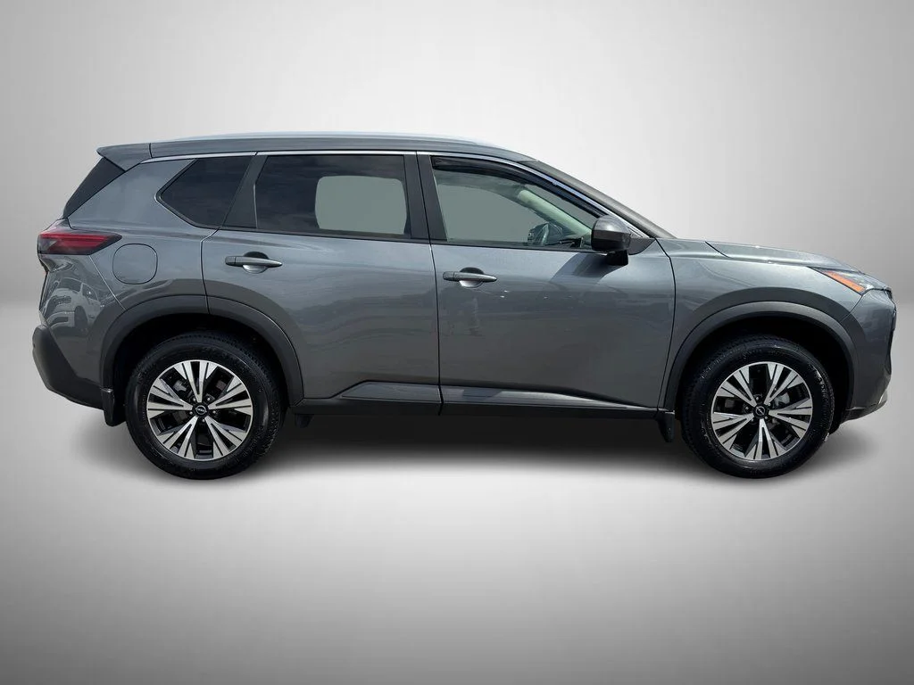 Used 2023 Gray Nissan SV image 5