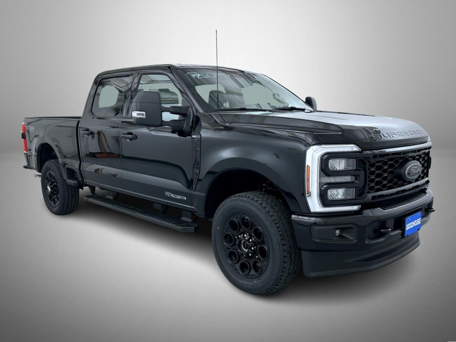 New 2026 Agate Black Metallic Ford XLT image 3