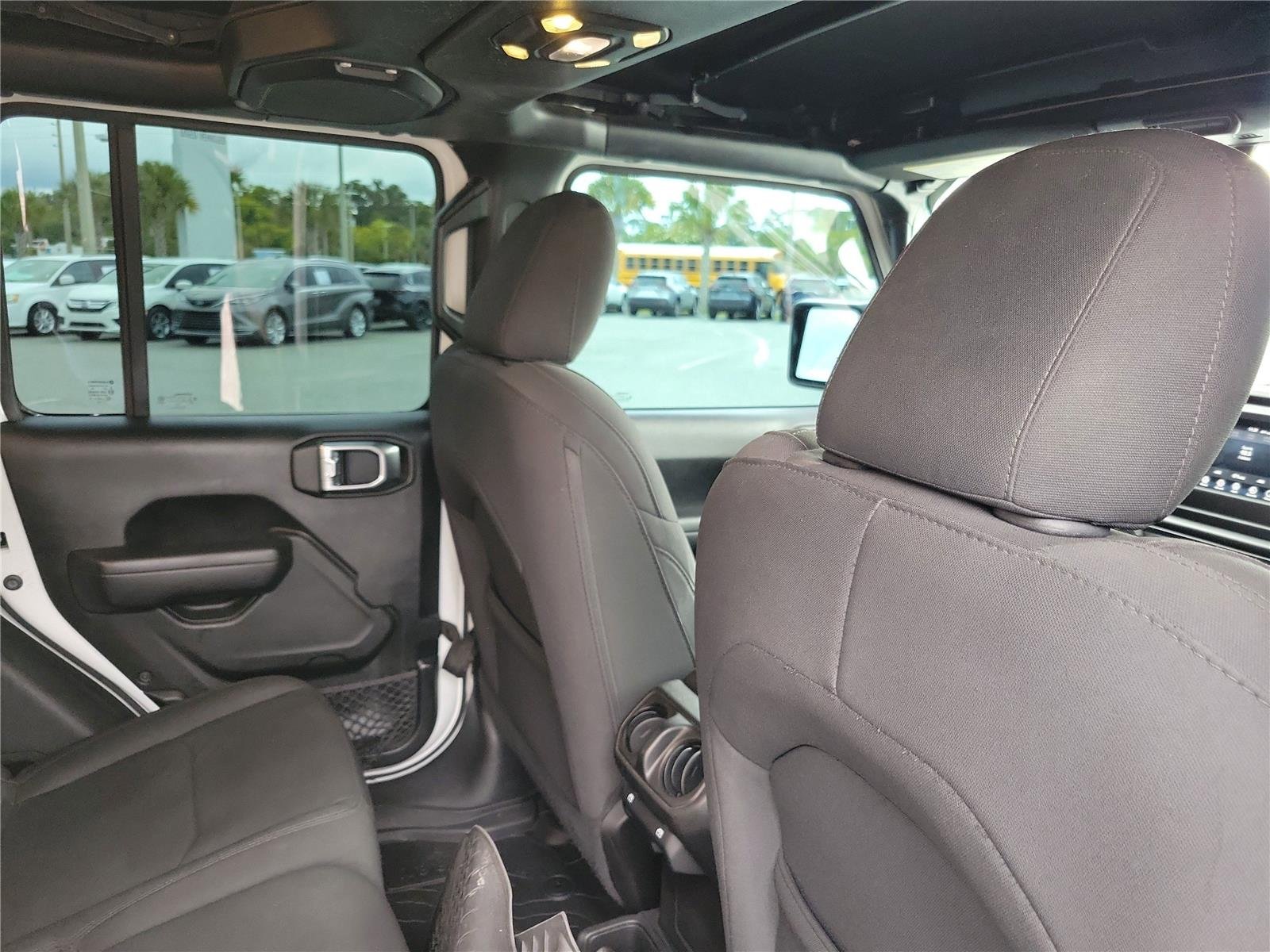 Used 2020 Bright White Clearcoat Jeep Sport S image 29