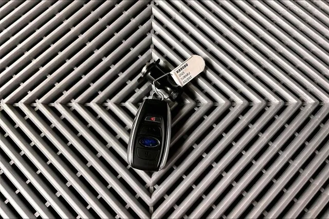 Used 2025 Cosmic Blue Pearl Subaru Onyx Edition image 11