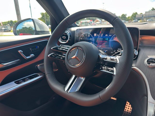 New 2027 MANUFAKTUR Moonlight White Metallic Mercedes-Benz GLC 350 image 68