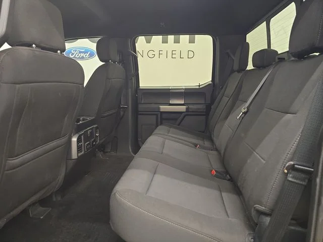 Used 2020 Agate Black Metallic Ford XLT image 17