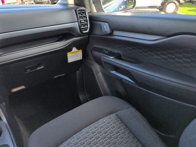 New 2026 Velocity Blue Metallic Ford XLT image 17