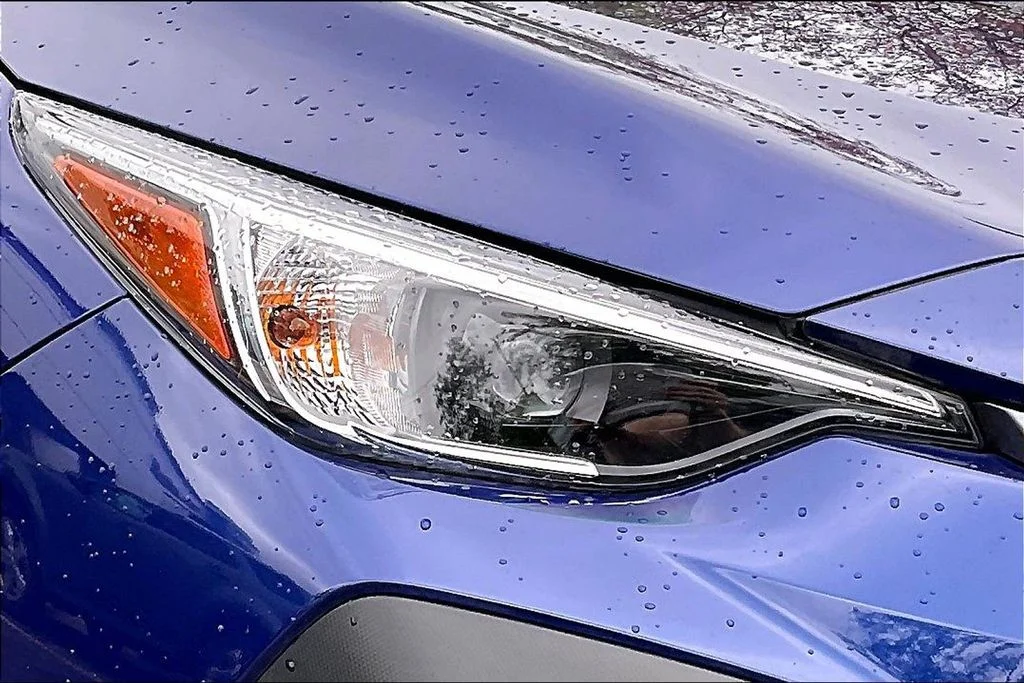 Used 2025 Blue Subaru Premium image 33