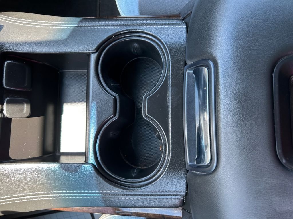 Used 2019 Red Chevrolet LS image 23