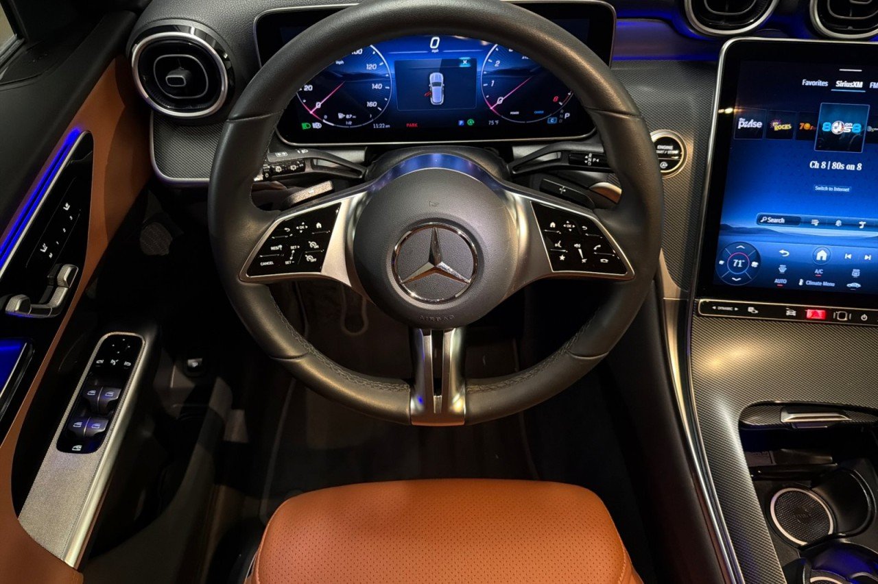 Used 2026 Polar White Mercedes-Benz GLC 300 image 13
